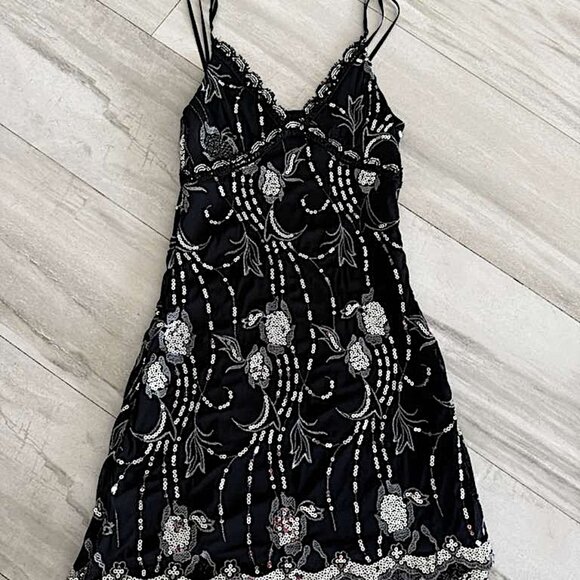 Evita Black Vintage Dress - Handmade Detailing - Picture 2 of 9